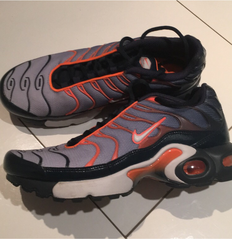 boys nike tns